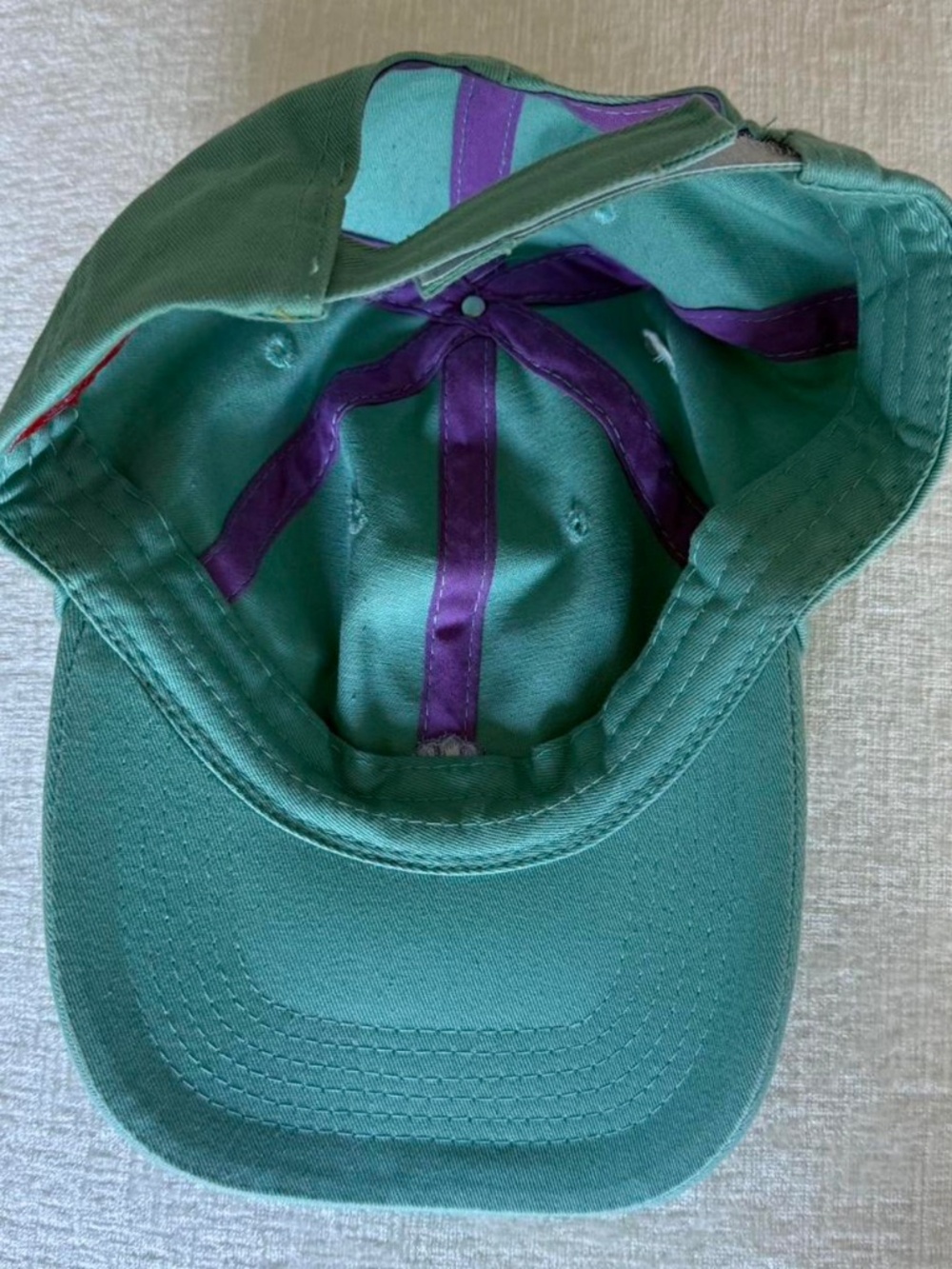 Ariel "The Little Mermaid" Cap - Picture 4 of 8